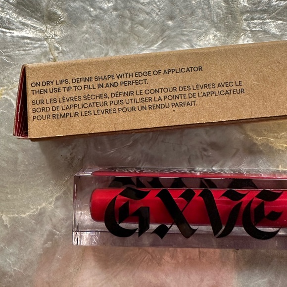 GXVE GWEN STEFANI
I’m Still Here Longwear Matte Liquid Lipstick Original Recipe - Picture 6 of 14